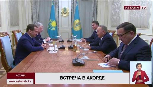 Н. Назарбаев поблагодарил Д. Медведева за вклад в развитие двустороннего партнерства