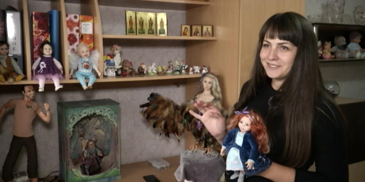 Жительница Усть-Каменогорска создала целый кукольный мир