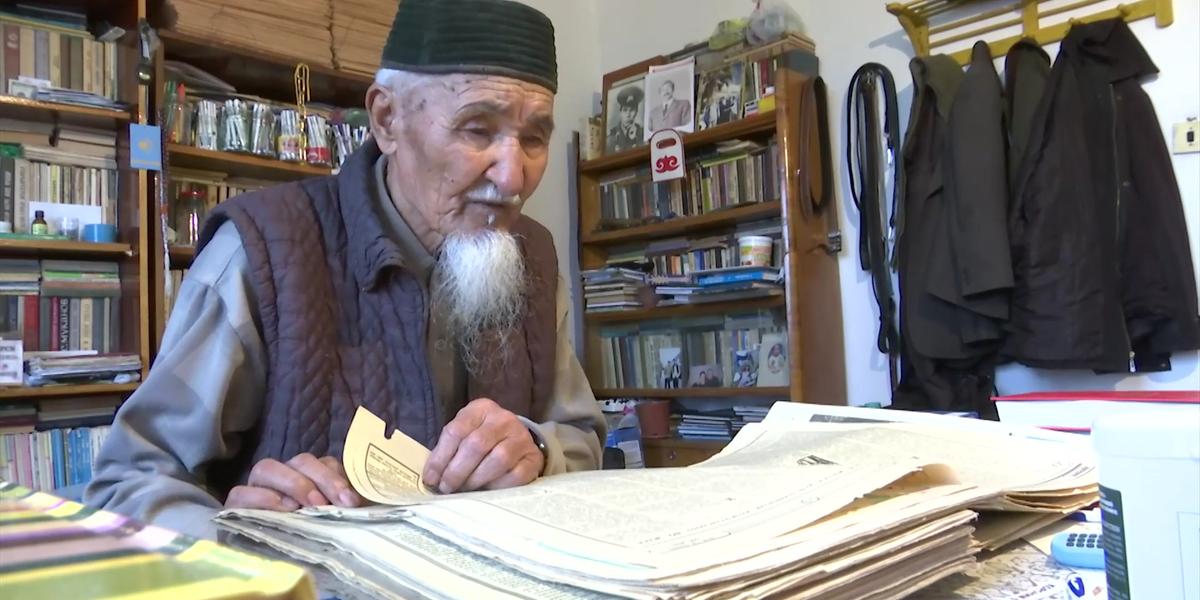 84 жастағы Асан ақсақал әлі күнге кітапханаға барады!