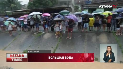 Число жертв наводнения в Бразилии достигло 56 человек