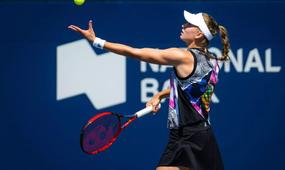 Елена Рыбакина выиграла первый сет финального матча на Australian Open