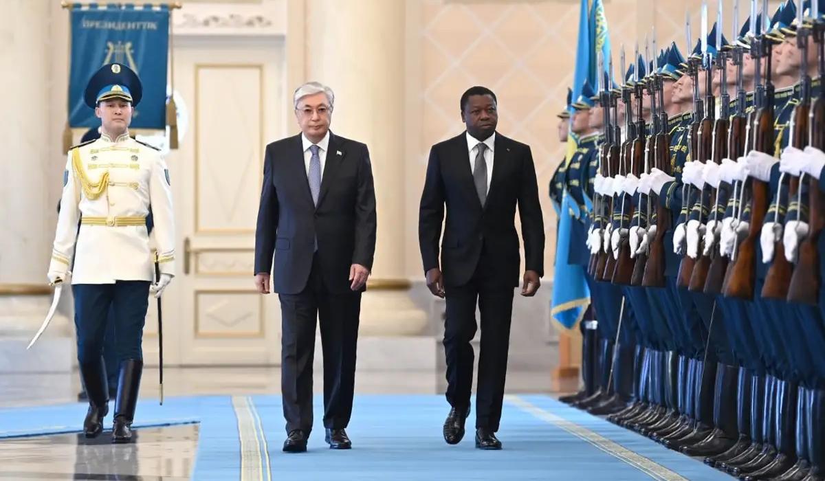 Президент Того Республикасының басшысын Ақордада қарсы алды
