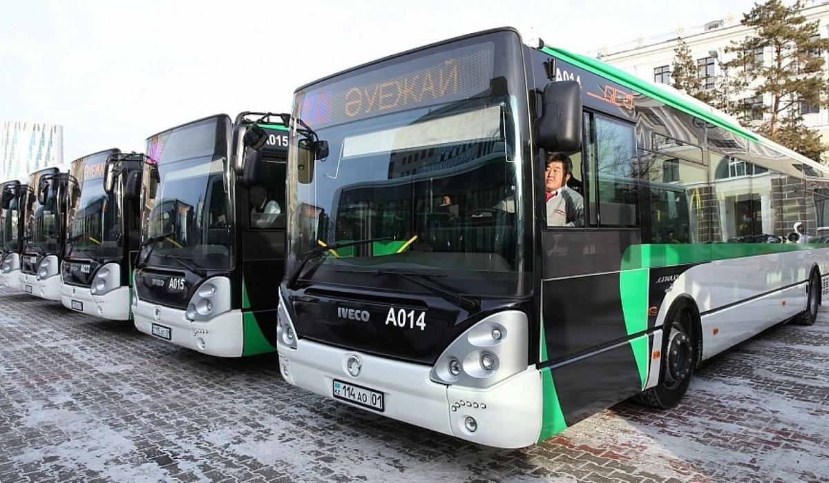 В столице отменили пригородные автобусные маршруты и предупредили о задержках транспорта