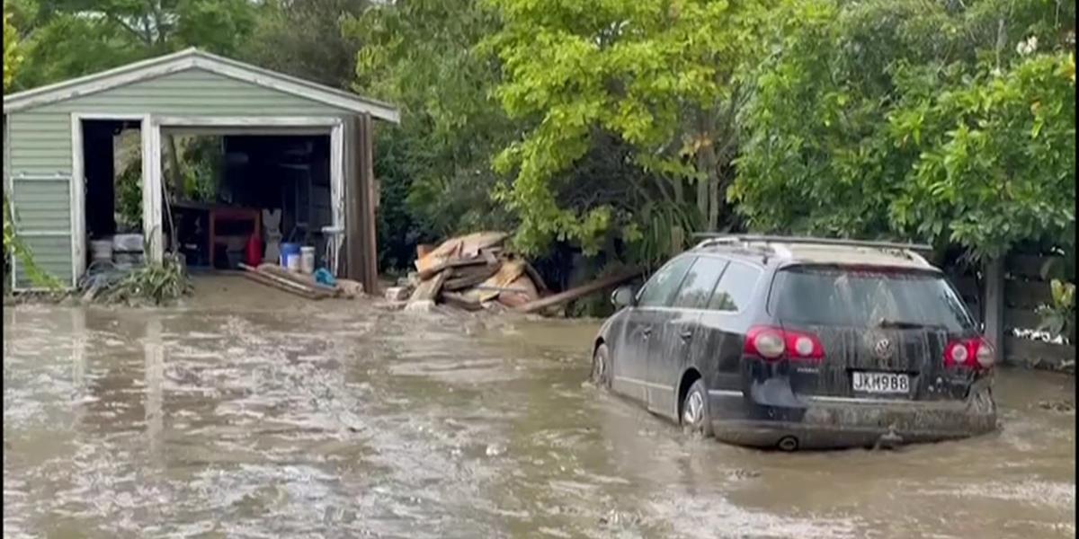 Число погибших из-за наводнения в Новой Зеландии достигло восьми человек