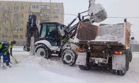 Первый снег в феврале: зима пришла в Атырау
