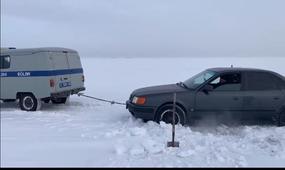 Трех рыбаков в Акмолинской области вызволили из снежного плена