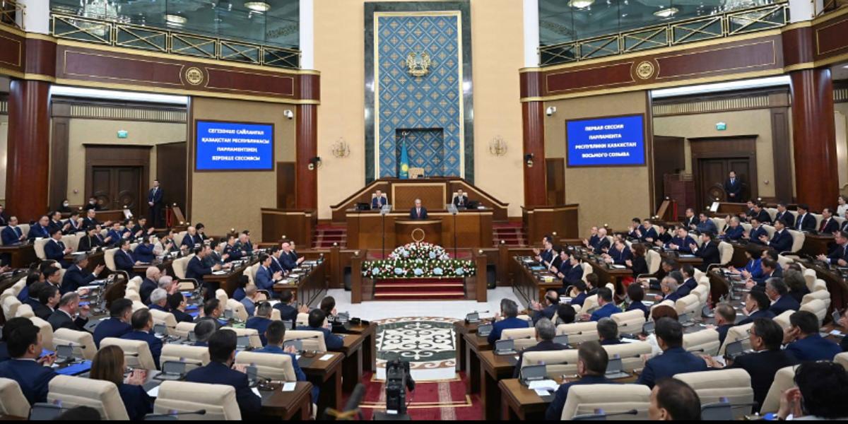 «Каждый бюджетный тиын тратить с умом»: какие задачи ставит Токаев перед новыми депутатами