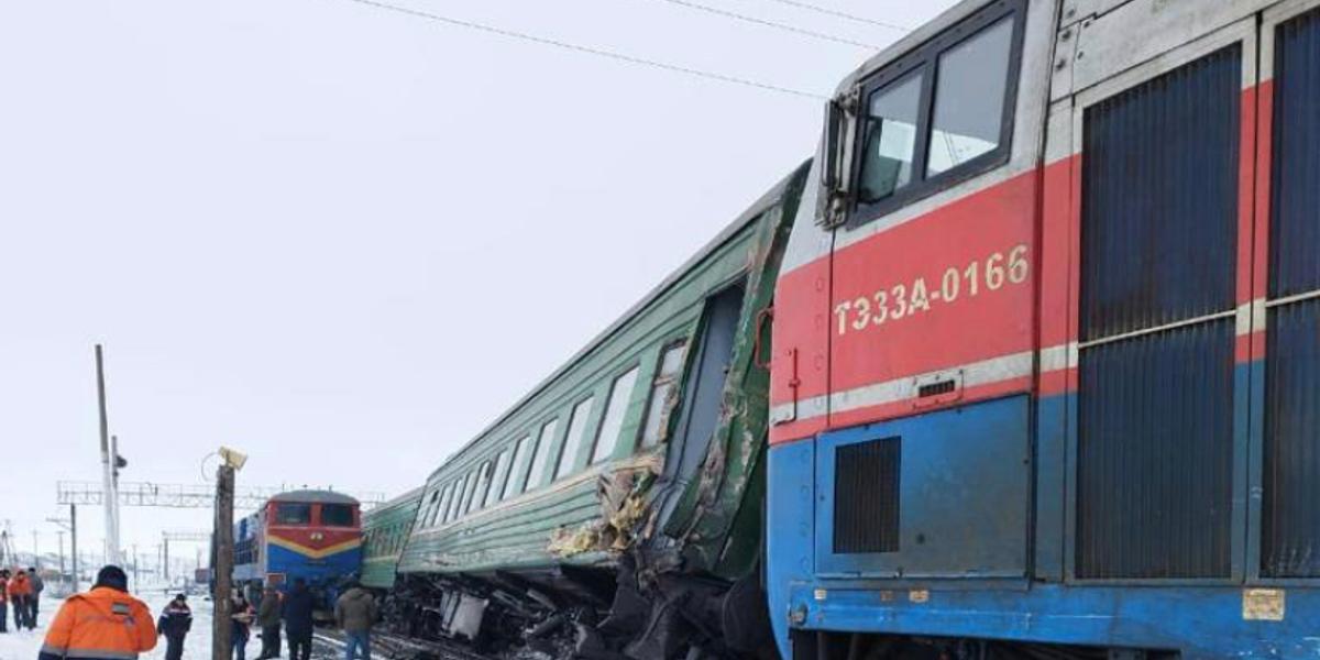 Столкновение поездов в Актюбинской области: в пассажирском составе были сотрудники КТЖ