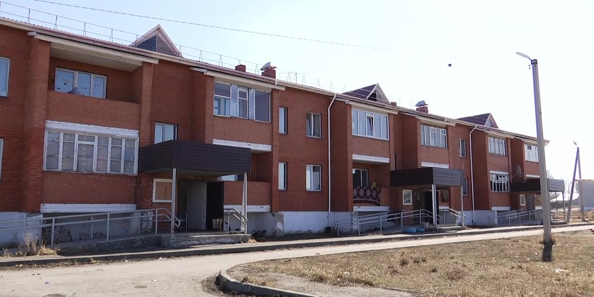 Скандал в СКО: чиновники незаконно получали жилье для участников госпрограммы «Енбек»