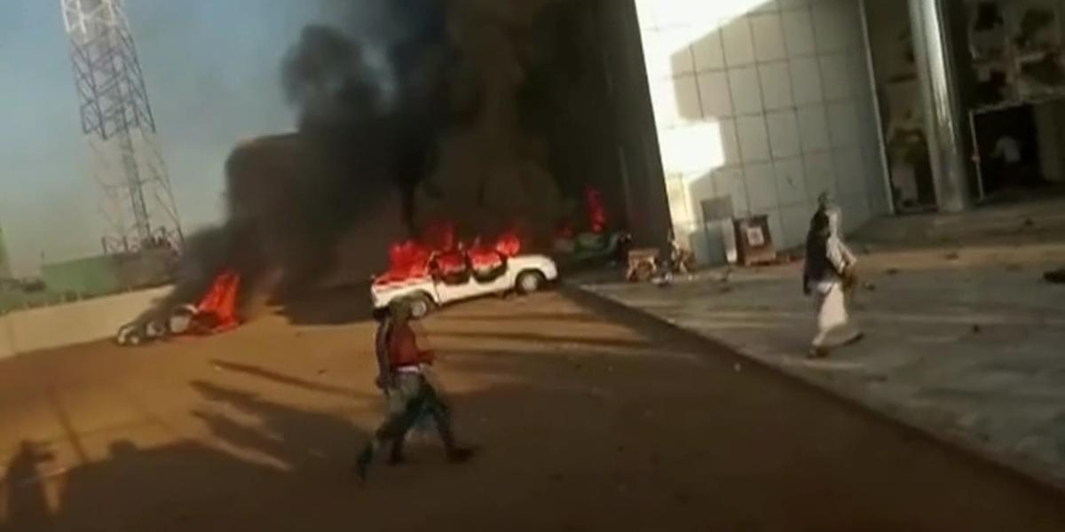Переворот в Судане: 39 больниц остановили работу из-за столкновений