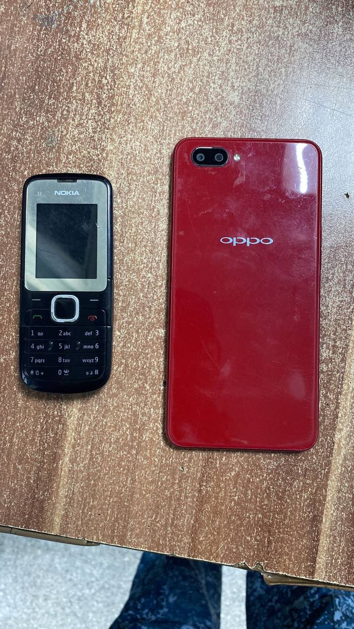 Момент попытки переброса телефонов в колонию попал на видео в Костанае ...