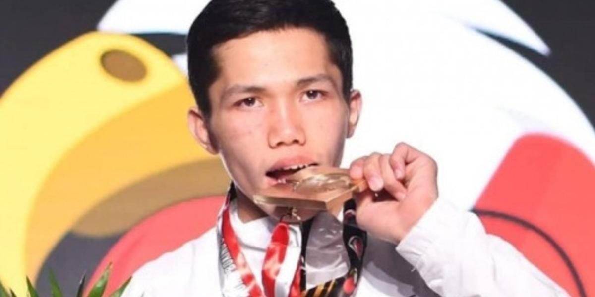 Чемпионом мира по боксу стал казахстанец