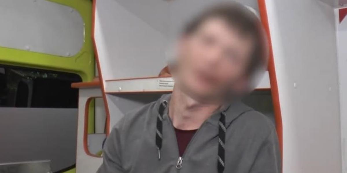 Алматинца приняли за наркозакладчика и ограбили
