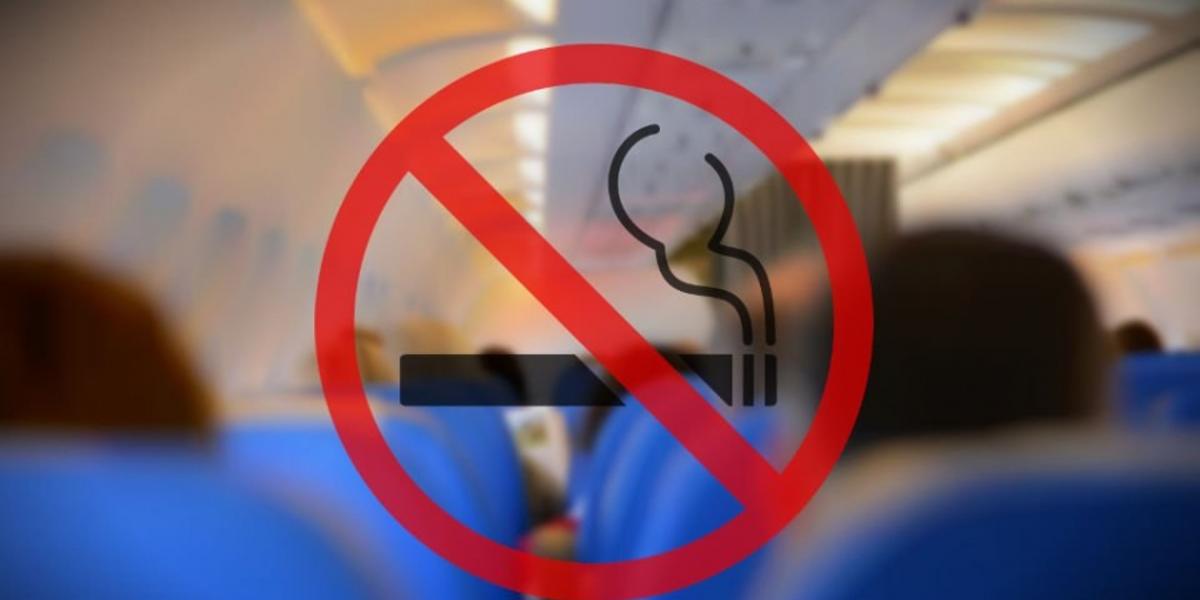 Плата за удовольствие: граждан РФ оштрафовали за курение на борту самолета