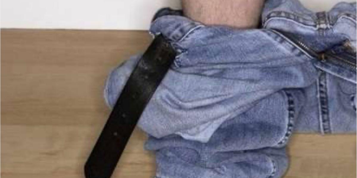 Со спущенными штанами, ножом и под наркотиками следил за школьниками мужчина в Аксае