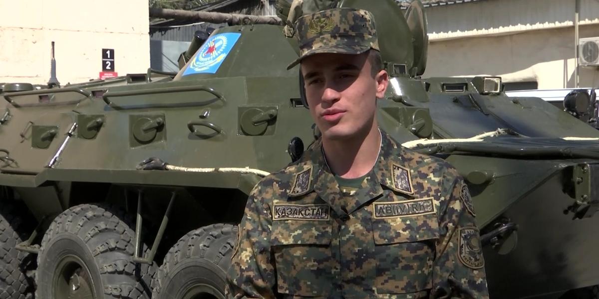 "Тут особенный вайб": блогер о службе в казахстанской армии