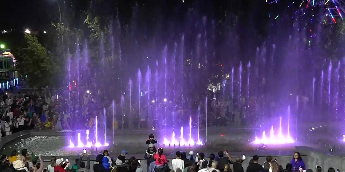 В Костанае запустили светомузыкальный фонтан