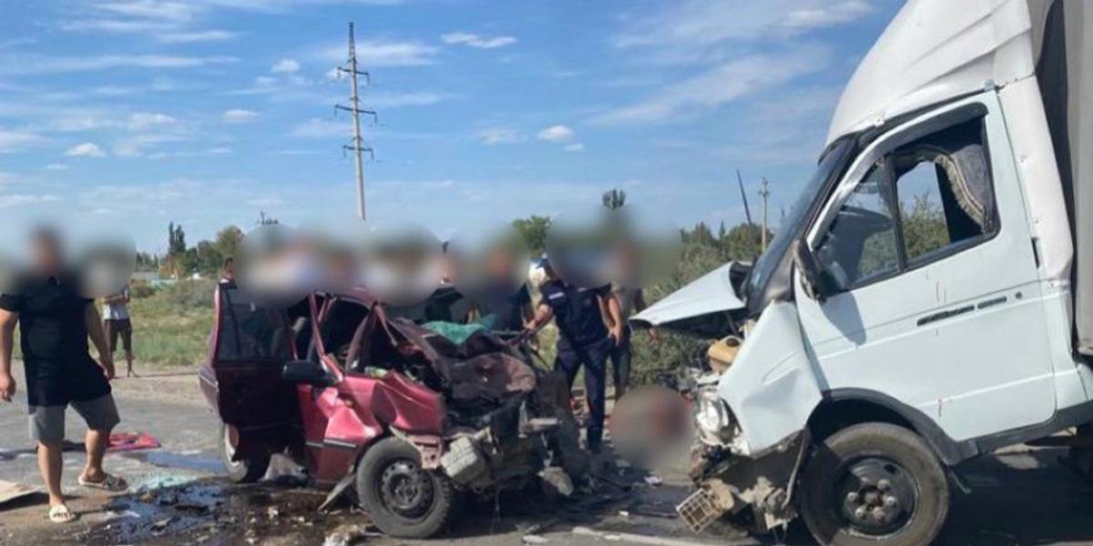Nexia всмятку: 5 человек погибли в ДТП в Кызылординской области