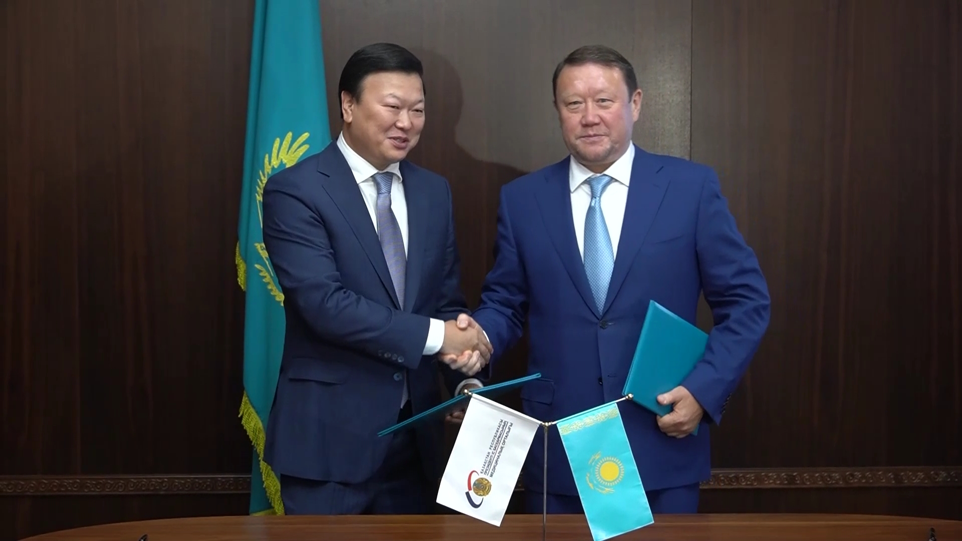 Меморандум о сотрудничестве подписали акимат Костанайской области и ...