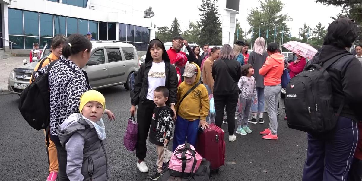 266 особенных детей с родителями отдохнут на побережье Бухтарминского водохранилища