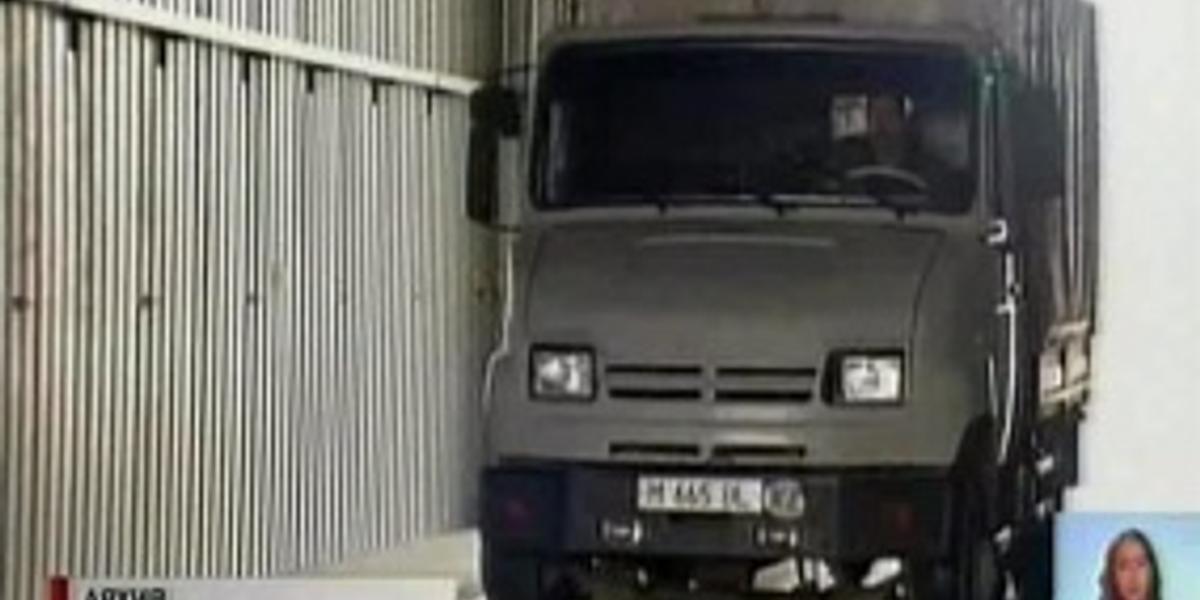 Россия развернула 167 казахстанских перевозчиков, пытавшихся  въехать через украинско-российскую границу