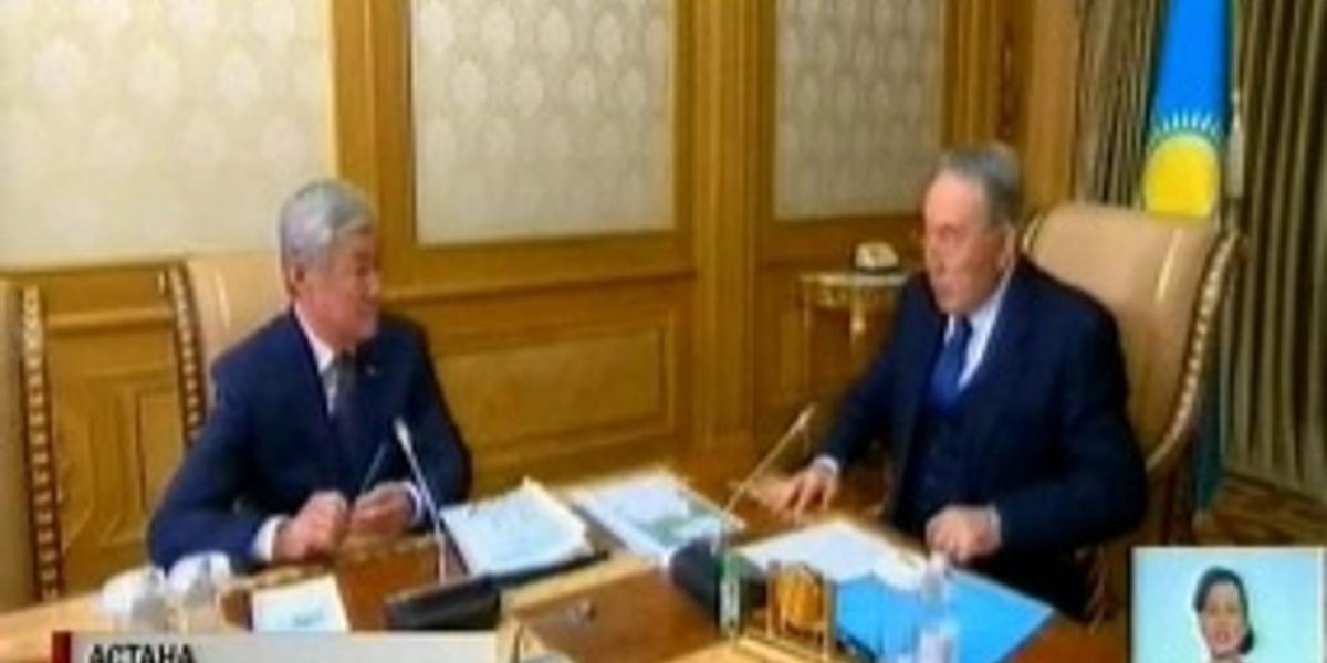 Н. Назарбаев провел встречи с акимами Акмолинской и Актюбинской областей 
