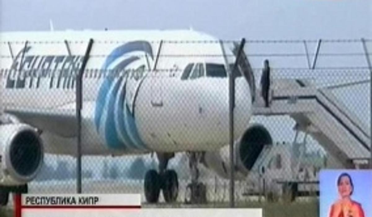 Захватчик лайнера EgyptAir арестован - МИД Кипра