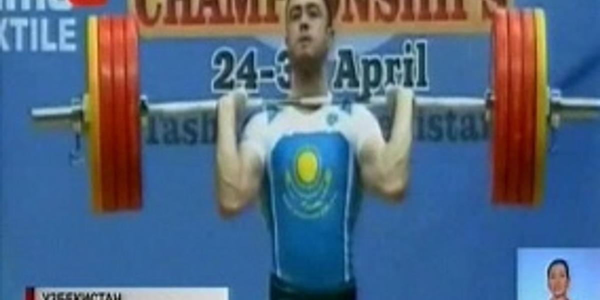 Казахстанский тяжелоатлет Денис Уланов выиграл Чемпионат Азии