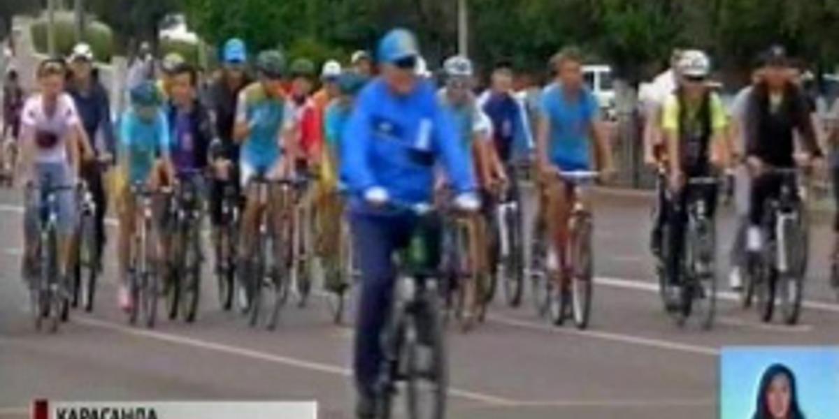 В Караганде День столицы отметили велопробегом  