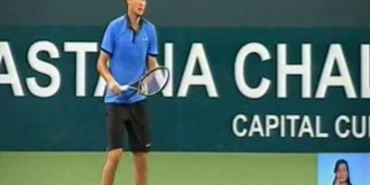Под флагом Казахстана будет выступать еще один российский теннисист