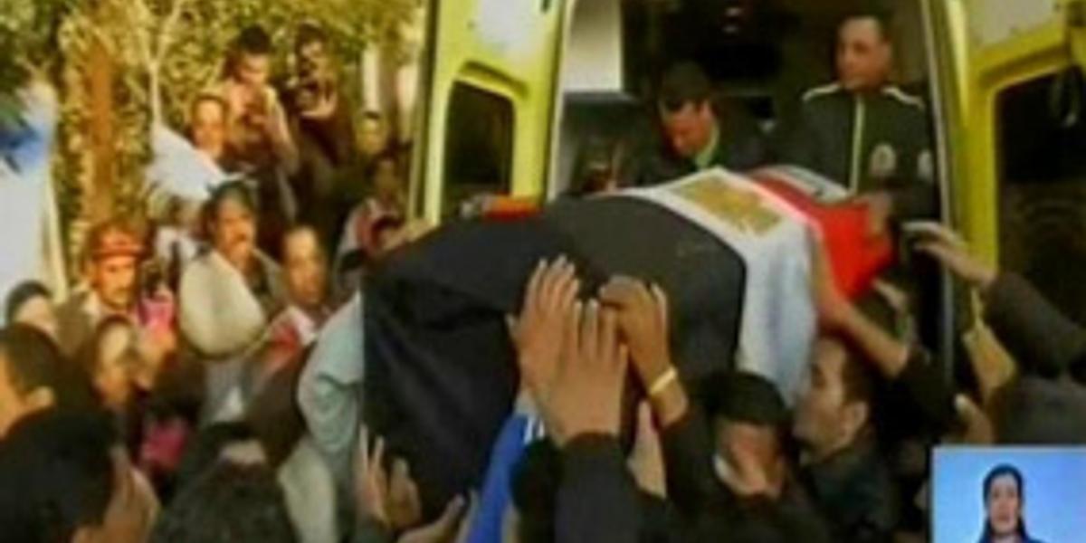 Похороны жертв теракта в Египте проходят на государственном уровне