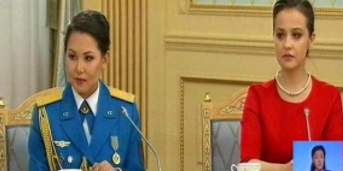 Н. Назарбаев встретился с представительницами женской общественности «Көктем шуағы»