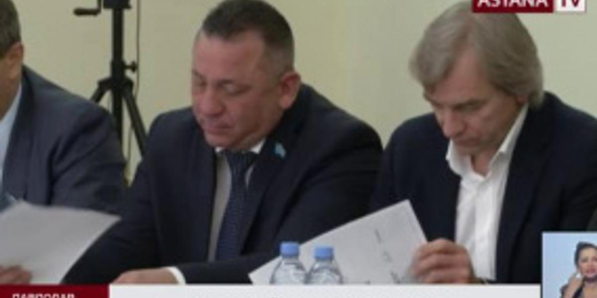 В Павлодаре состоялись партийные слушания «Нұр Отана»