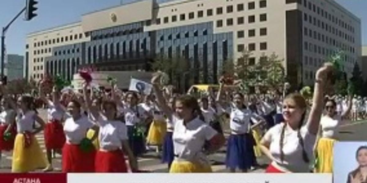 В параде детских оркестров и ансамблей приняли участие 527 тысяч школьников и студентов, - МОН РК