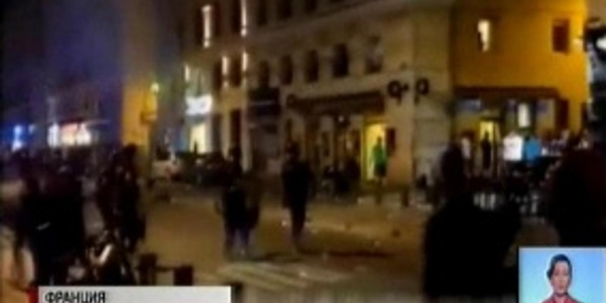 35 человек пострадали при столкновениях фанатов в Марселе 